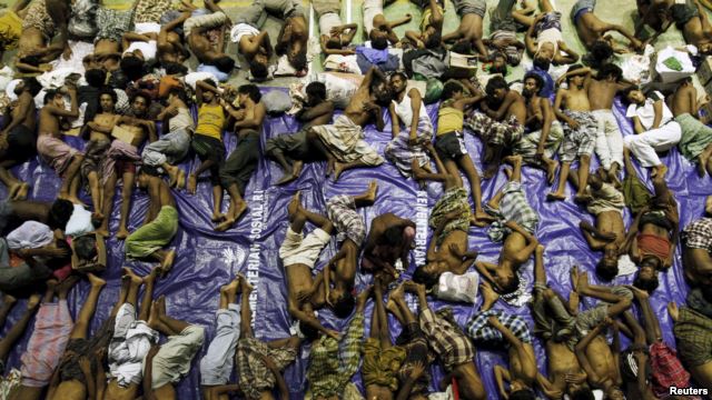VOA慢速英语:东南亚国家拒绝对难民提供救助
