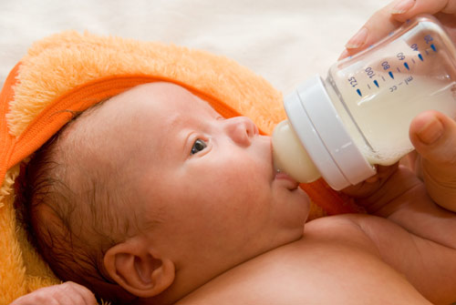 “婴幼儿奶瓶”安全标准发布