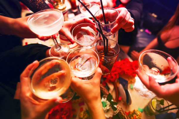 即使只喝一点点酒也会增加患癌症的风险