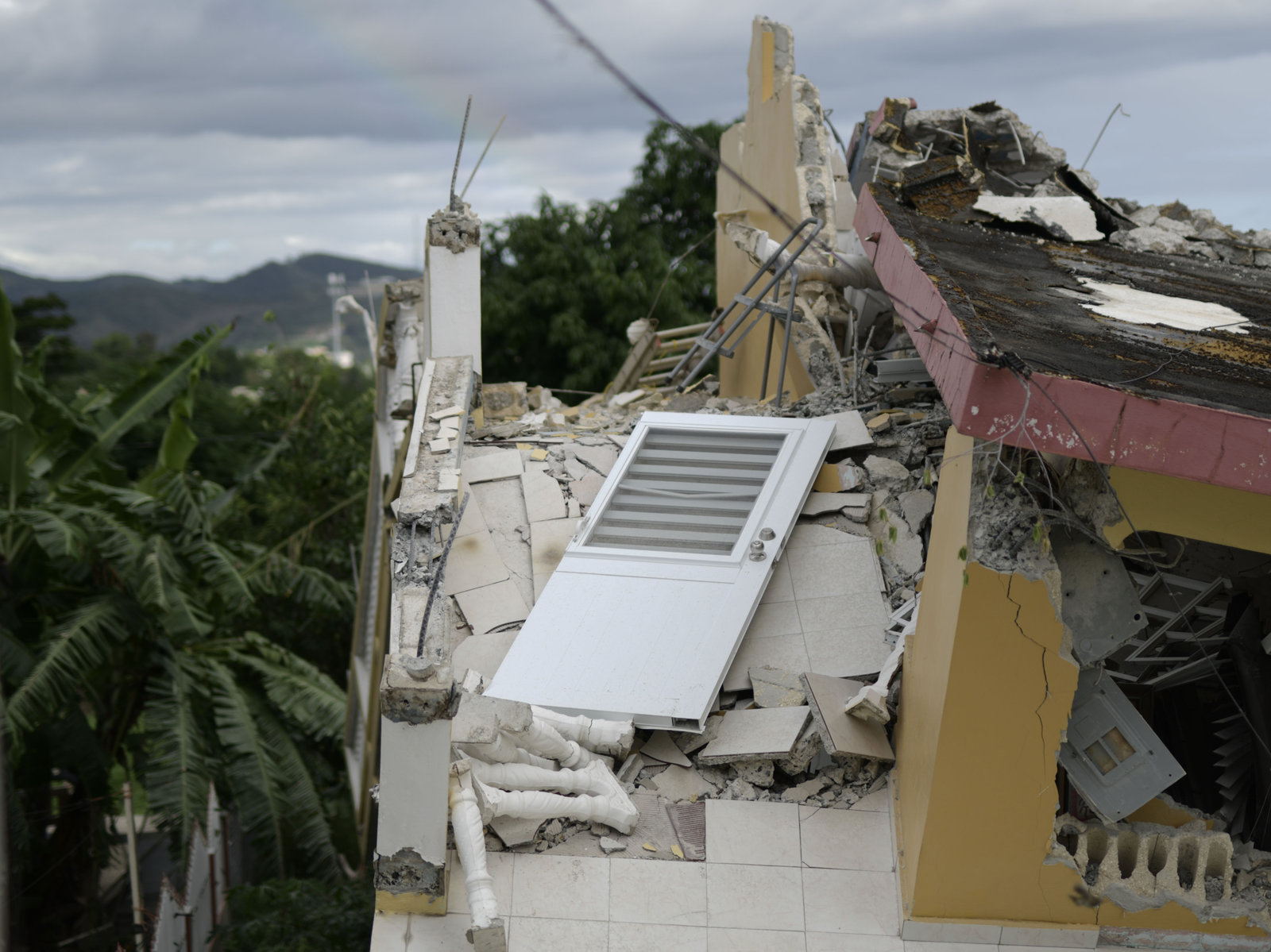波多黎各救援：特朗普在一系列地震后宣布重大灾难