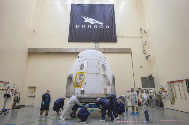 SpaceX将正式将人类送入太空