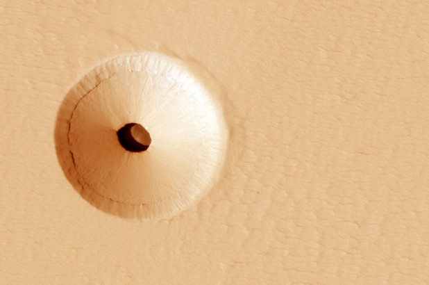 美国宇航局发现火星上有神秘洞，可能有外星生命