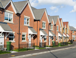 今年6月，英国全国房价自2012年以来首次下跌