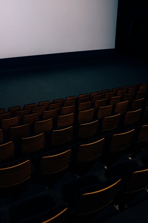 电影院起诉新泽西州要求重新开张