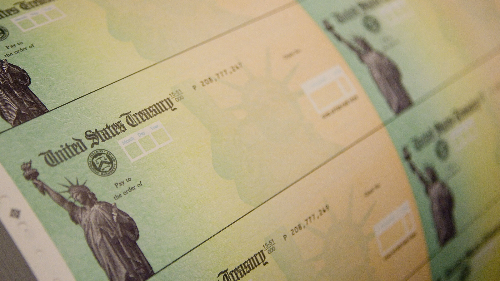 居住在海外的外国工人误领了1200美元的美国经济刺激计划支票