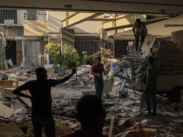 “癌症和爆炸”:贝鲁特的医院在港口爆炸后挣扎