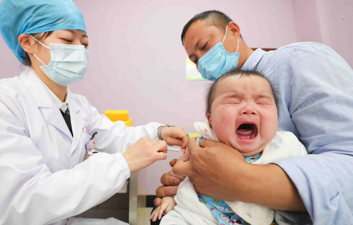 中国疾控中心发布新版流感疫苗接种指南 推荐这些人群优先接种