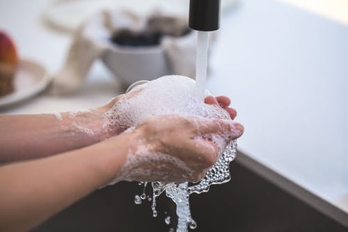 研究发现，越来越多的人开始记得洗手
