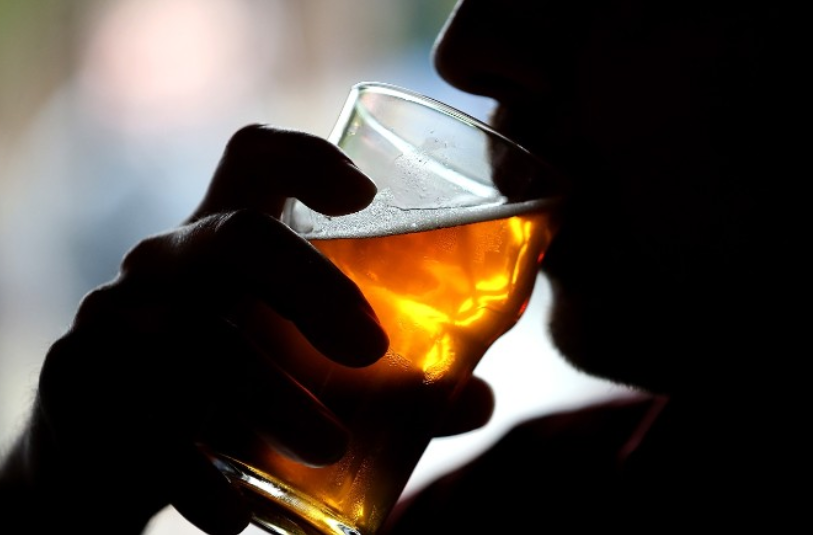 研究发现，美国年轻人更倾向于拒绝饮酒